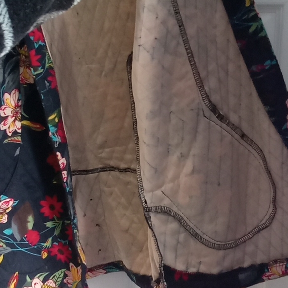 Women's Floral Print Light Jacket Size XL Black Coat w/ Gold Buttons - Picture 4 of 15